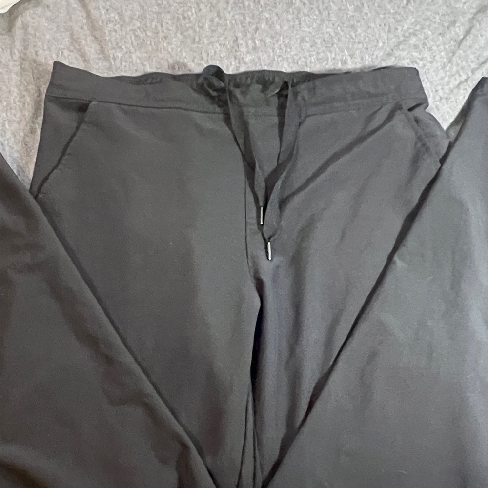 ADAR women’s go basic Black scrub pant